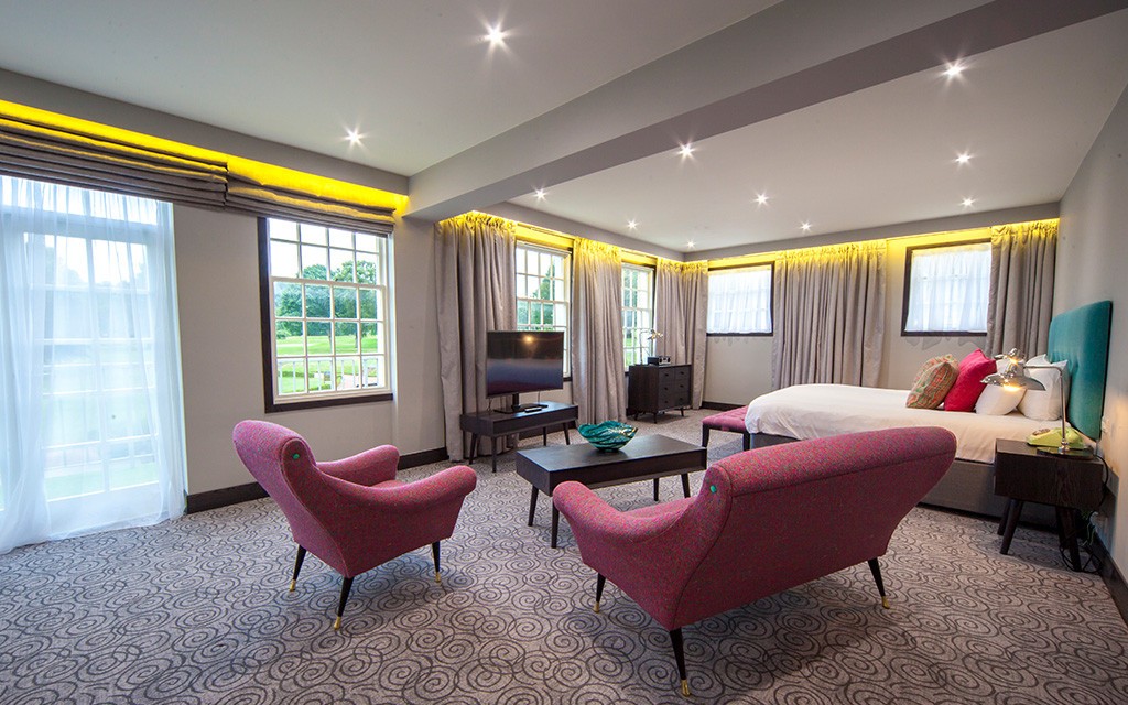 Ultimate 3-Night Christmas Retreat 1